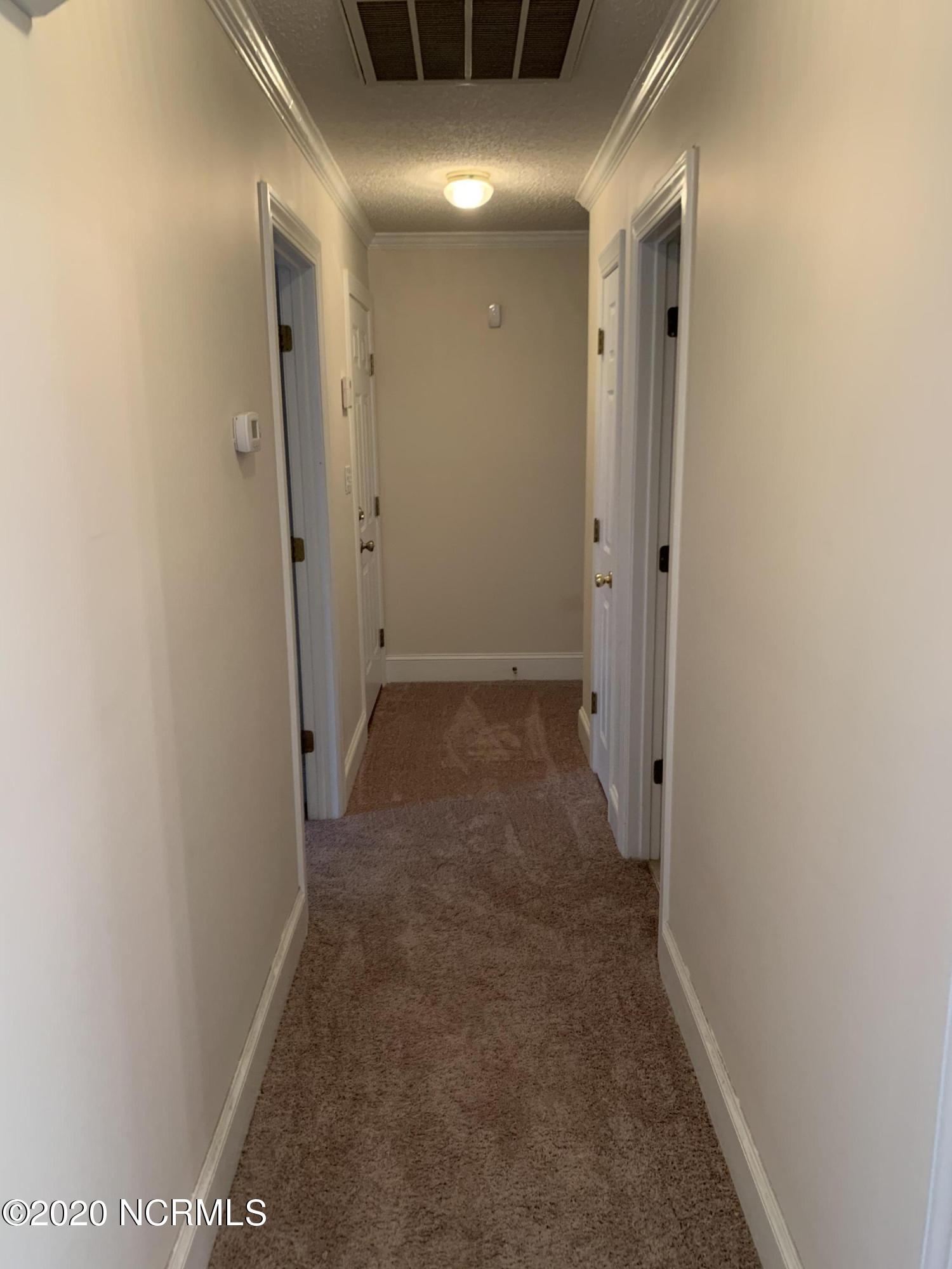 4283 Frog Level Road Winterville, NC 28590 - Photo 9 of 16 Hallway 2
