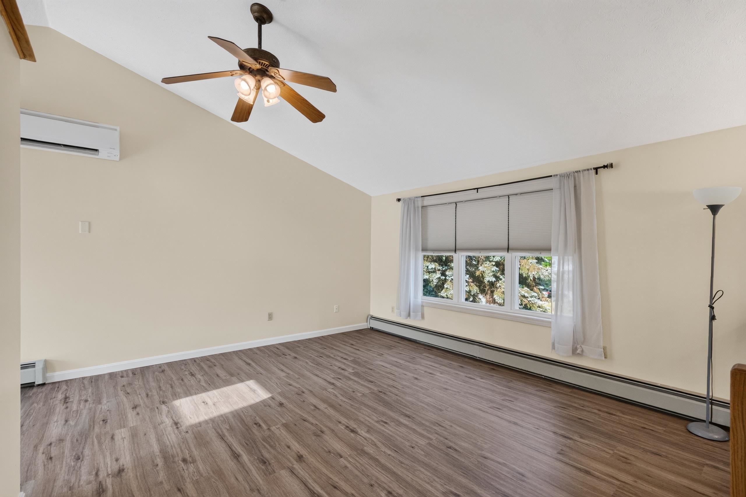 94 Pullman Street Manchester, NH 03103 - Photo 11 of 37