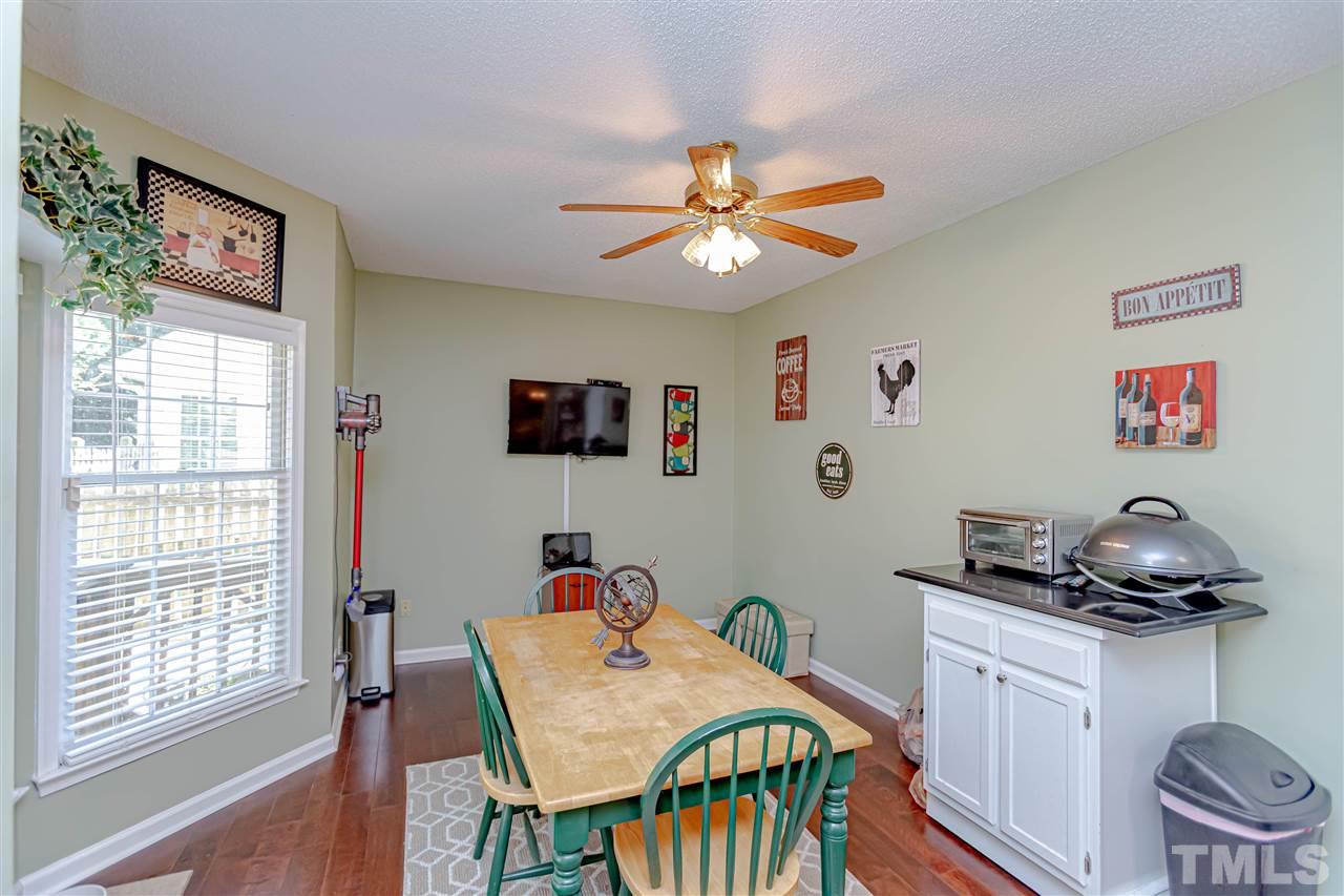 5509 Edgebury Road Raleigh, NC 27613 - Photo 11 of 29