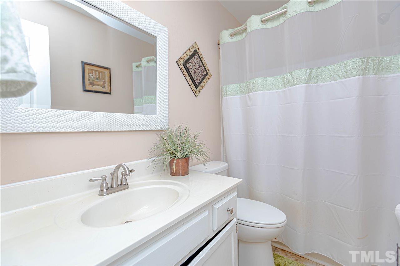 5509 Edgebury Road Raleigh, NC 27613 - Photo 21 of 29