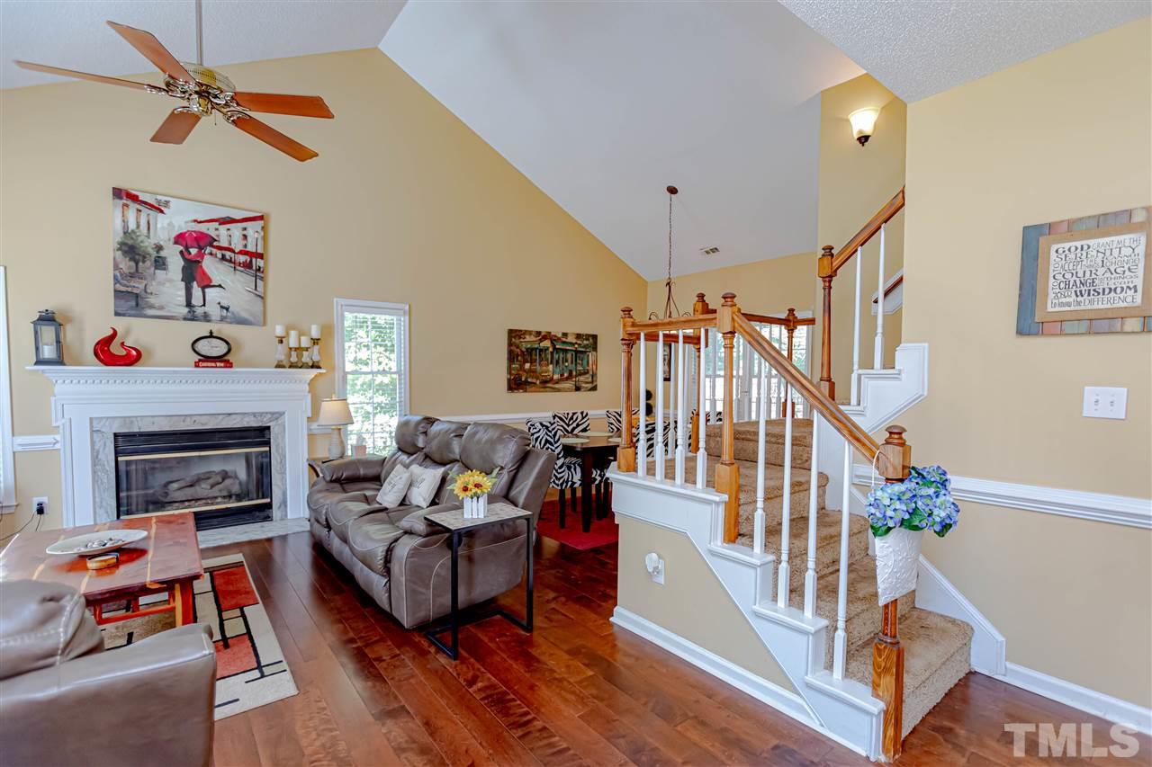 5509 Edgebury Road Raleigh, NC 27613 - Photo 5 of 29