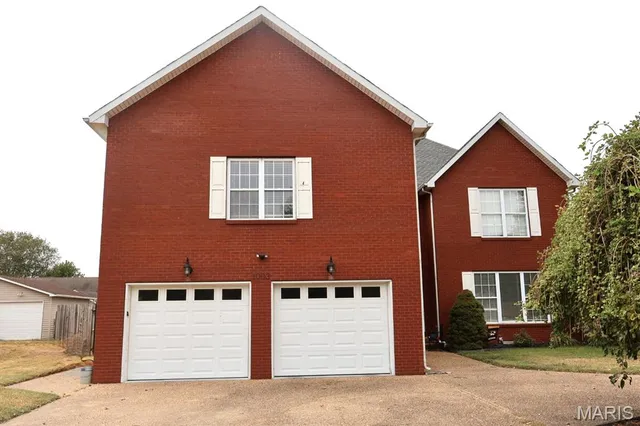 $310,000 | 1003 Red Arrow, Sikeston, MO 63801