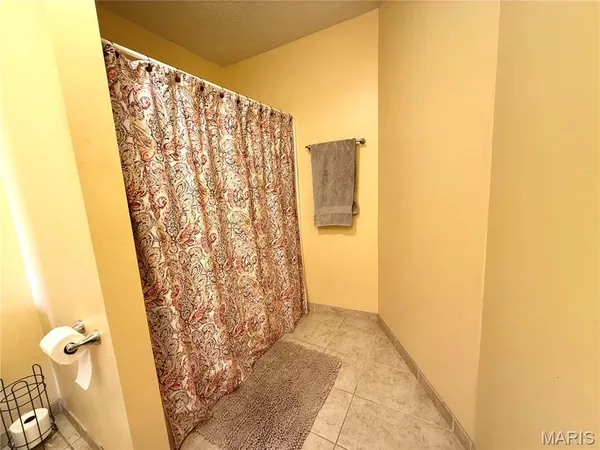 $305,000 | 1003 Red Arrow, Sikeston, MO 63801