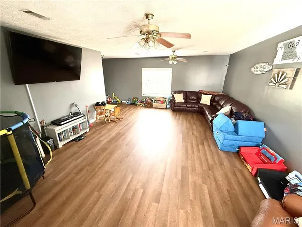 $305,000 | 1003 Red Arrow, Sikeston, MO 63801
