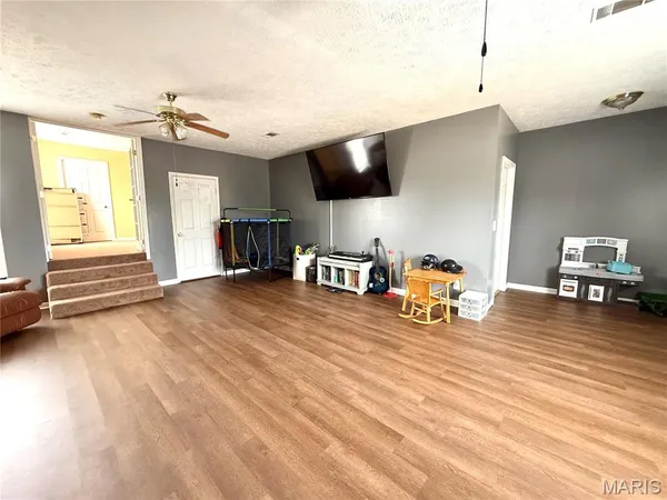 $305,000 | 1003 Red Arrow, Sikeston, MO 63801