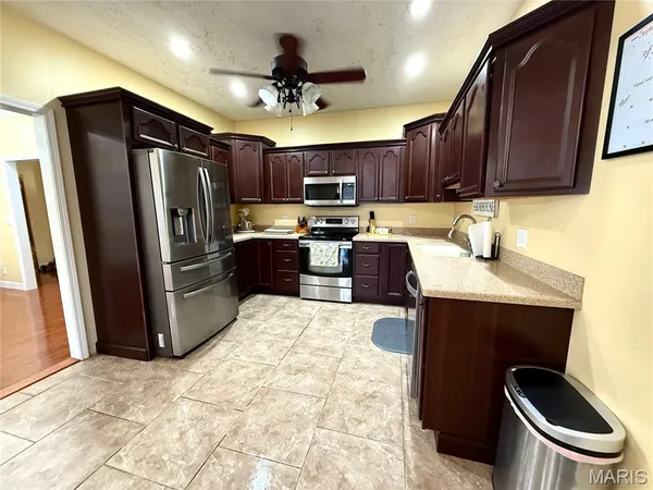 $305,000 | 1003 Red Arrow, Sikeston, MO 63801