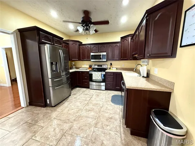 $310,000 | 1003 Red Arrow, Sikeston, MO 63801