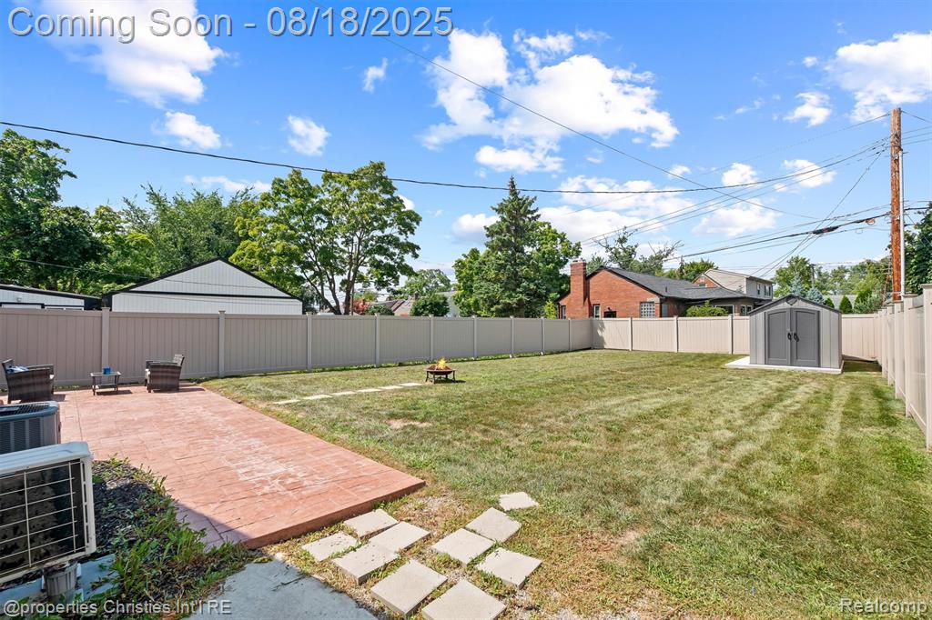 1652 Taunton Road Birmingham, MI 48009 - Photo 29 of 33 Gallery Image 29