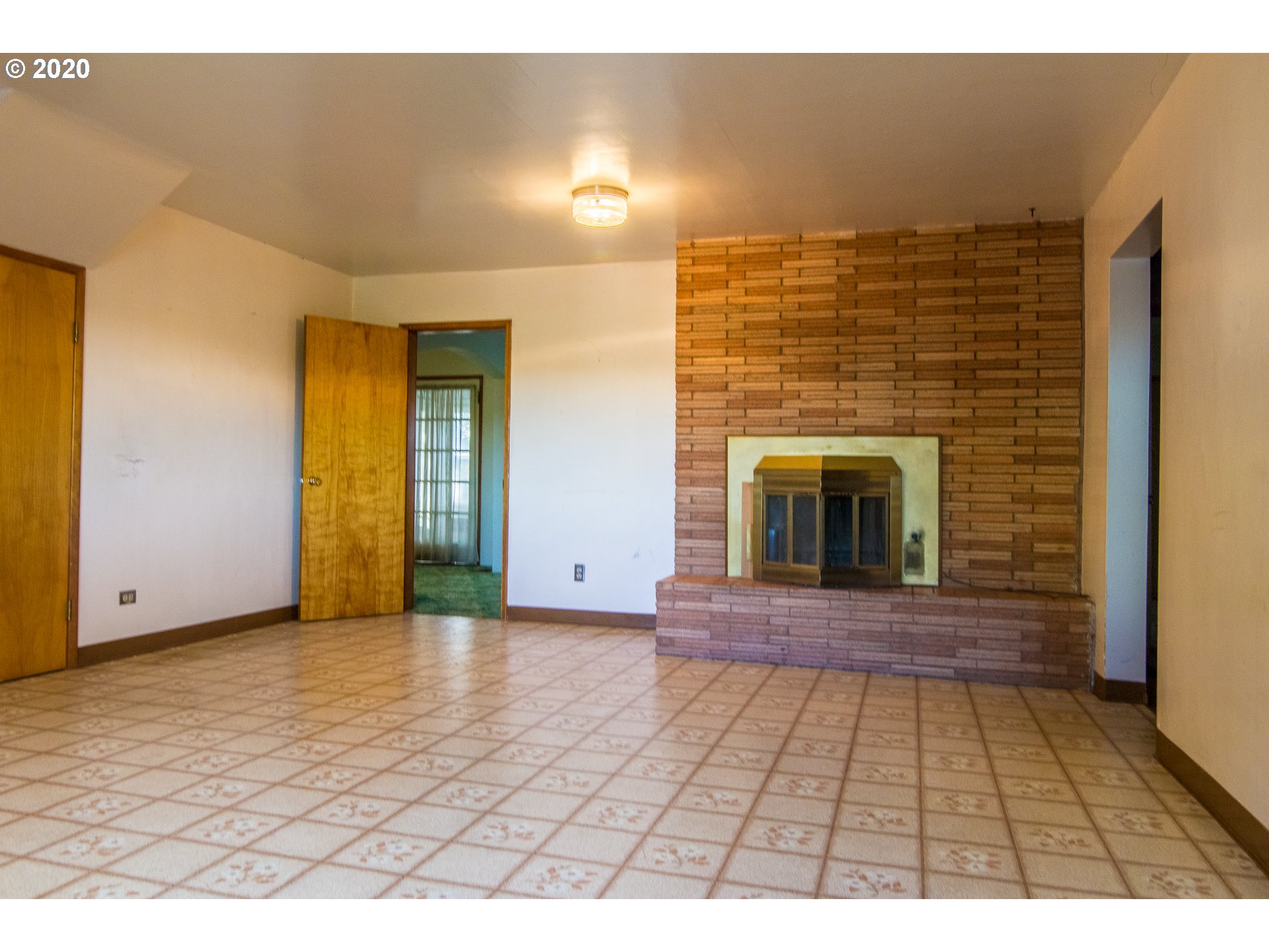6700 Southwest Straughan Road Hillsboro, OR 97123 - Photo 13 of 30