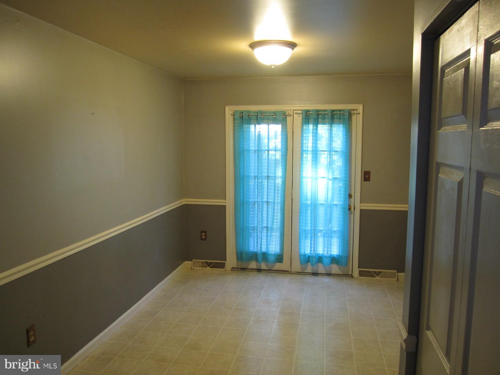 60 Brookfield Road Lititz, PA 17543 - Photo 3 of 13