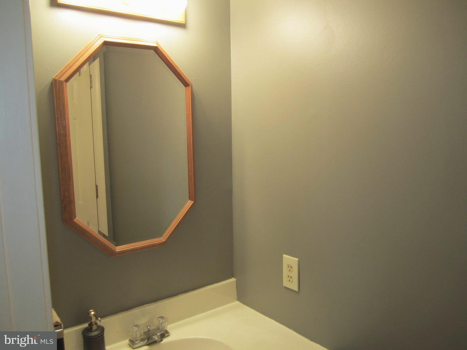 60 Brookfield Road Lititz, PA 17543 - Photo 6 of 13
