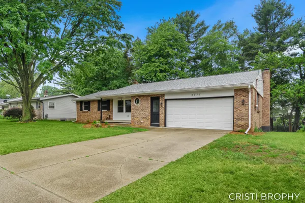 $379,900 | 4871 Newcastle Drive Southeast, Grand Rapids, MI 49508