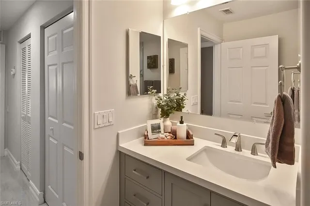 $499,500 | 816 Carrick Bend Circle, Unit 202, Naples, FL 34110