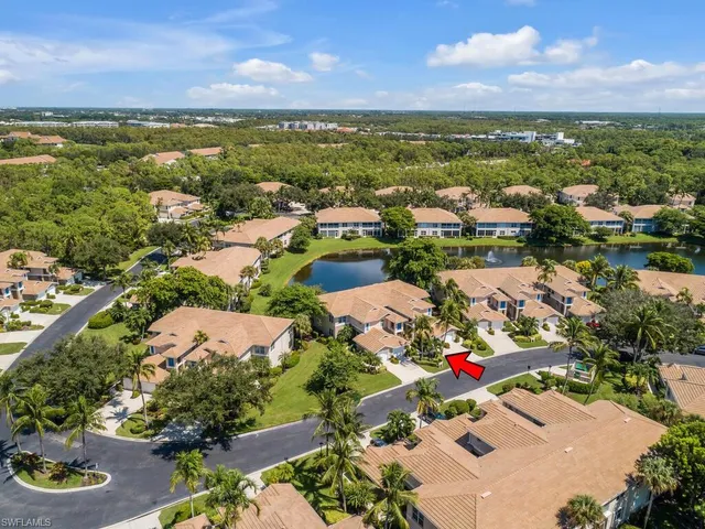 $499,500 | 816 Carrick Bend Circle, Unit 202, Naples, FL 34110