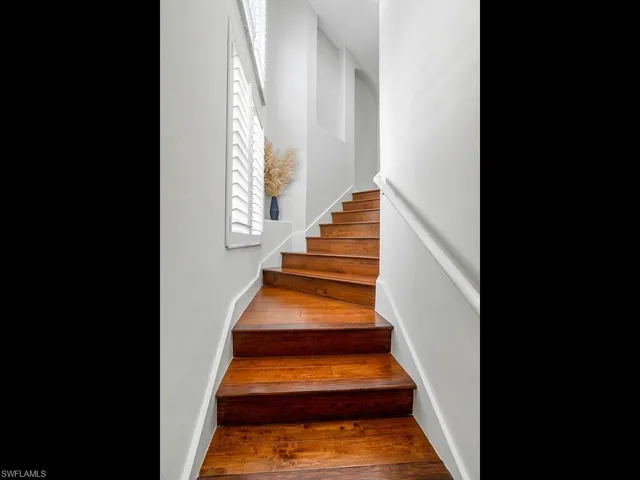 $499,500 | 816 Carrick Bend Circle, Unit 202, Naples, FL 34110