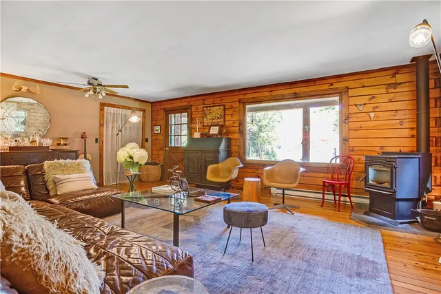 $3,100 | 102 Trails End, Jefferson, NY 12167