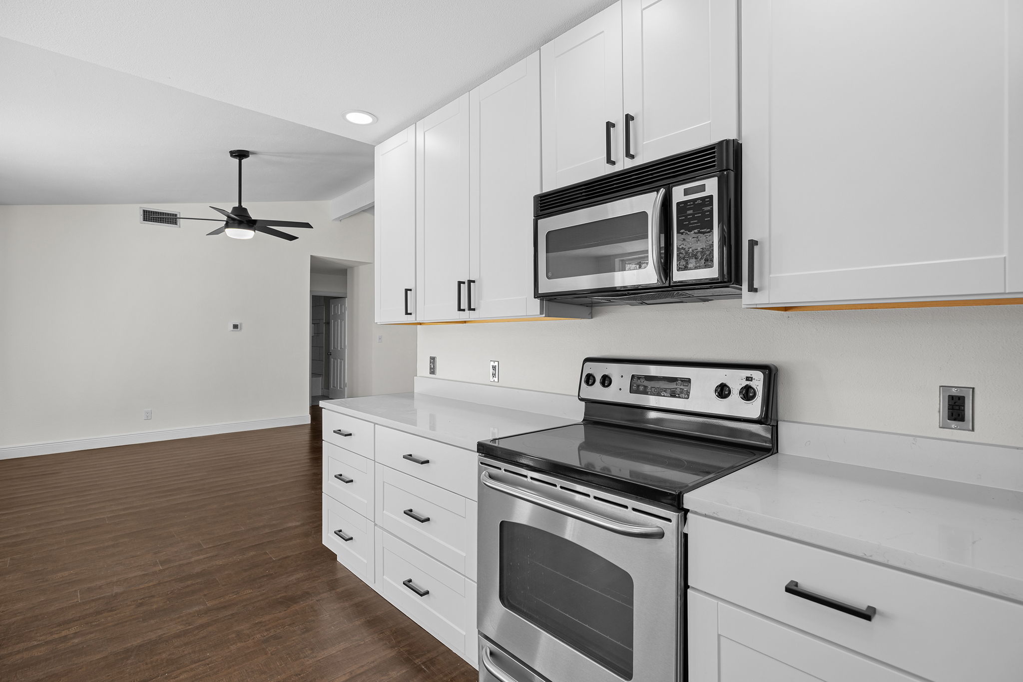 2103 West Riviera Drive Cedar Park, TX 78613 - Photo 8 of 36