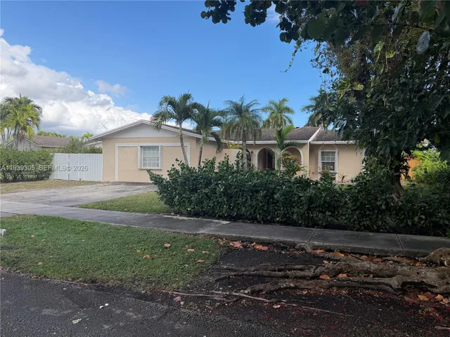 $3,800 | 8111 Southwest 129th Avenue, Miami, FL 33183