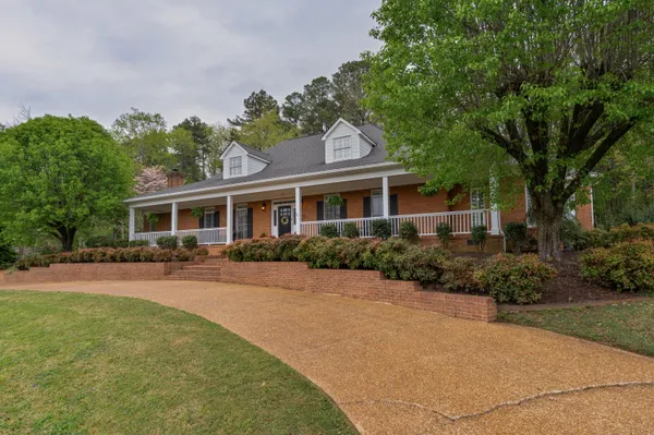 $799,000 | 615 Hidden Forest Drive, Chattanooga, TN 37421