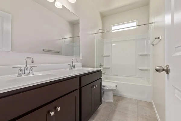 $1,950 | 3905 South 244th Drive, Buckeye, AZ 85326