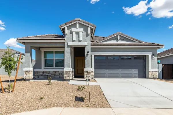 $1,950 | 3905 South 244th Drive, Buckeye, AZ 85326