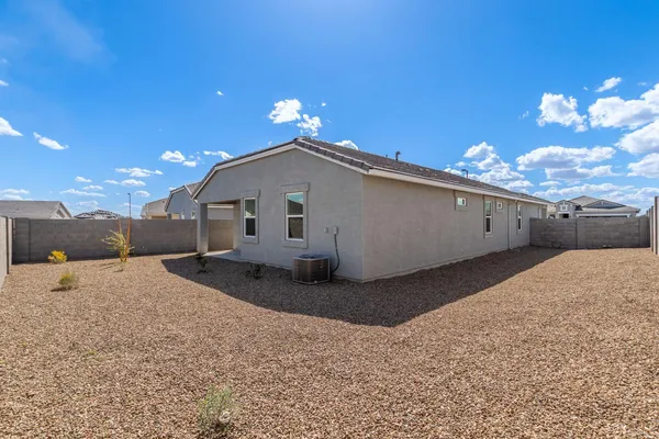 $1,950 | 3905 South 244th Drive, Buckeye, AZ 85326