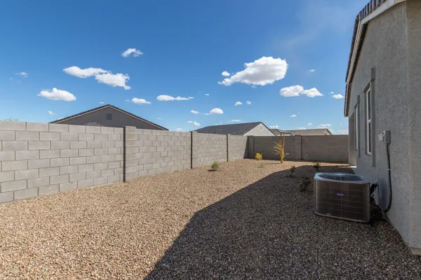 $1,950 | 3905 South 244th Drive, Buckeye, AZ 85326