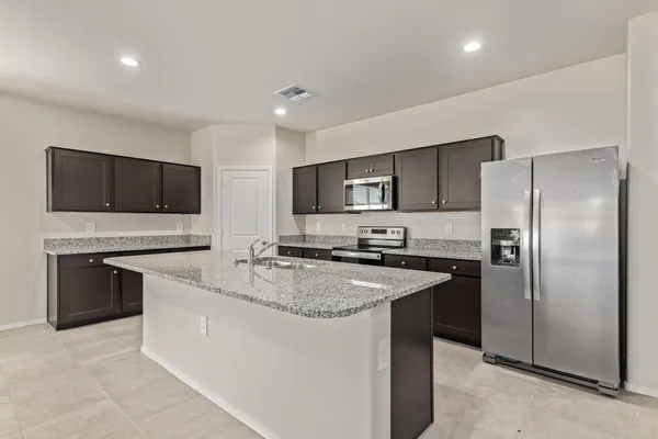 $1,950 | 3905 South 244th Drive, Buckeye, AZ 85326