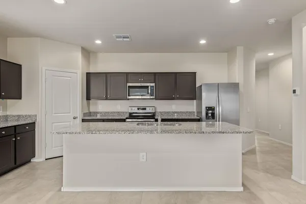 $1,950 | 3905 South 244th Drive, Buckeye, AZ 85326