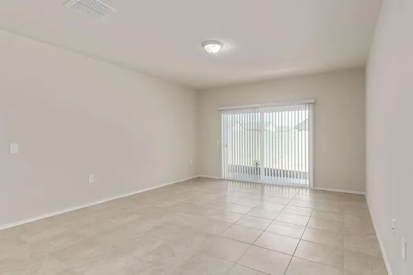 $1,950 | 3905 South 244th Drive, Buckeye, AZ 85326