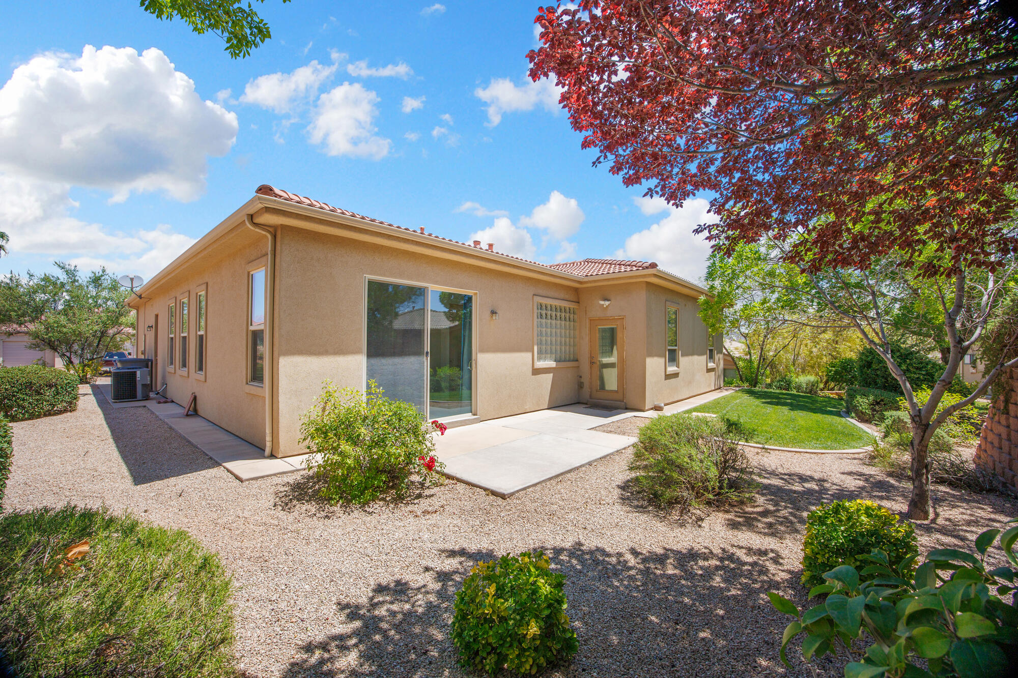2581 West Desert Springs Road St. George, UT 84770 - Photo 31 of 45 Yard