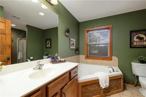 $485,000 | 35 Willow Oak Lane, Branson, MO 65616