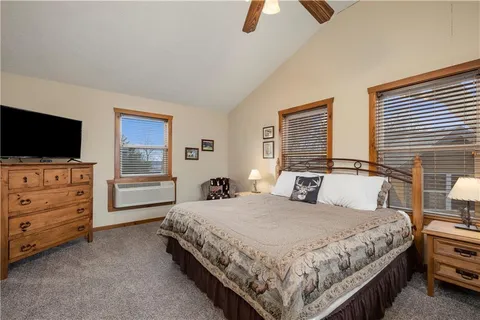 $485,000 | 35 Willow Oak Lane, Branson, MO 65616