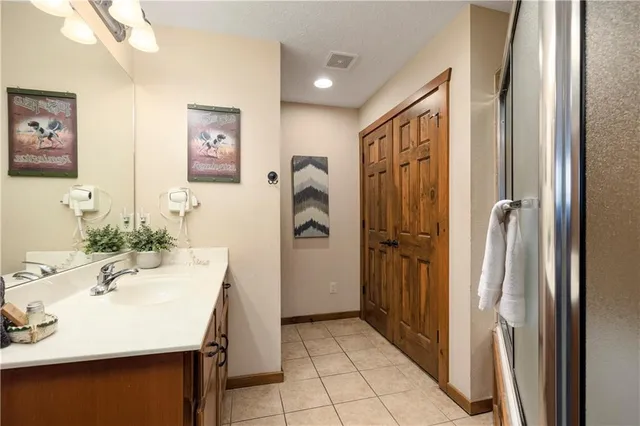 $485,000 | 35 Willow Oak Lane, Branson, MO 65616