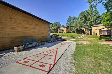 $485,000 | 35 Willow Oak Lane, Branson, MO 65616