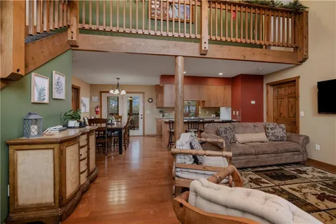 $485,000 | 35 Willow Oak Lane, Branson, MO 65616