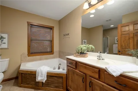 $485,000 | 35 Willow Oak Lane, Branson, MO 65616