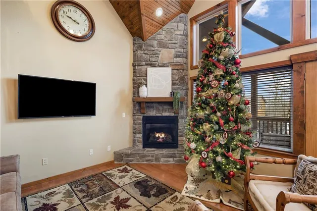 $485,000 | 35 Willow Oak Lane, Branson, MO 65616