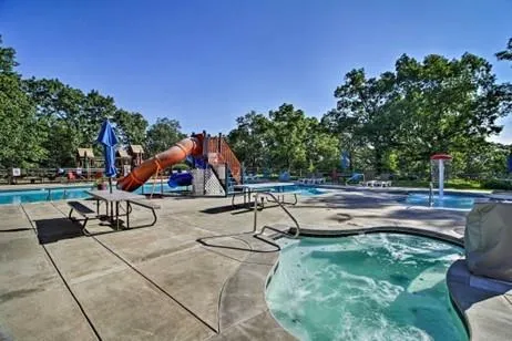 $485,000 | 35 Willow Oak Lane, Branson, MO 65616