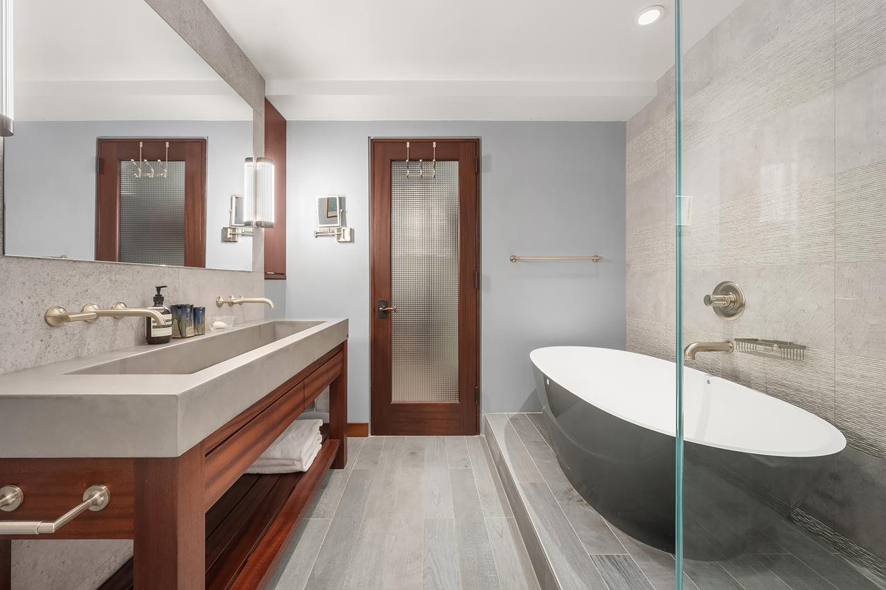 202 Spring Street, Unit 3 Manhattan, NY 10012 - Photo 6 of 11 Gallery Image 6