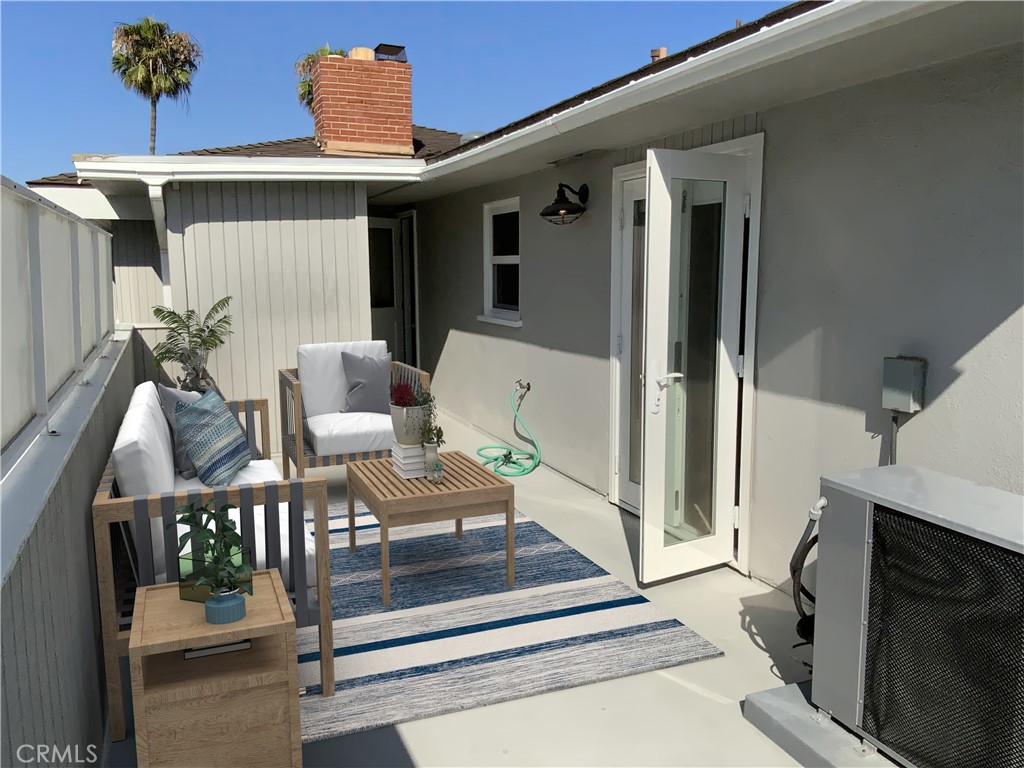 2137 Channel Road Newport Beach, CA 92661 - Photo 11 of 21 a living room with furniture
