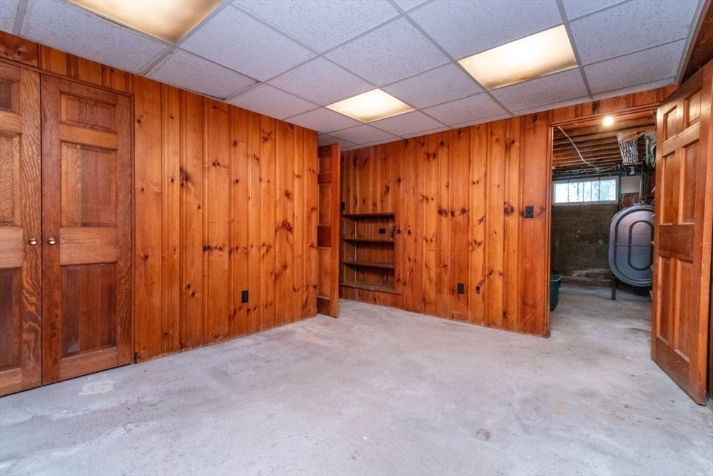90 Walnut Street Walpole, MA 02081 - Photo 23 of 38