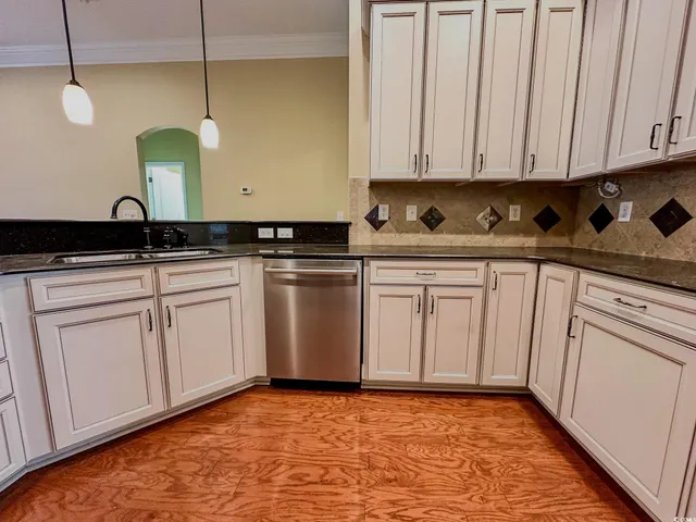 $579,900 | 761 Dreamland Drive, Murrells Inlet, SC 29576