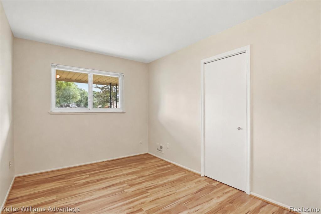 23645 Ripple Creek Novi, MI 48375 - Photo 11 of 23 Gallery Image 11
