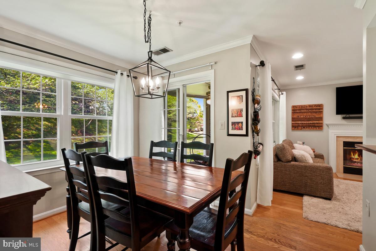804 Amber Tree Court, Unit 804103 Gaithersburg, MD 20878 - Photo 9 of 30 Dining Room