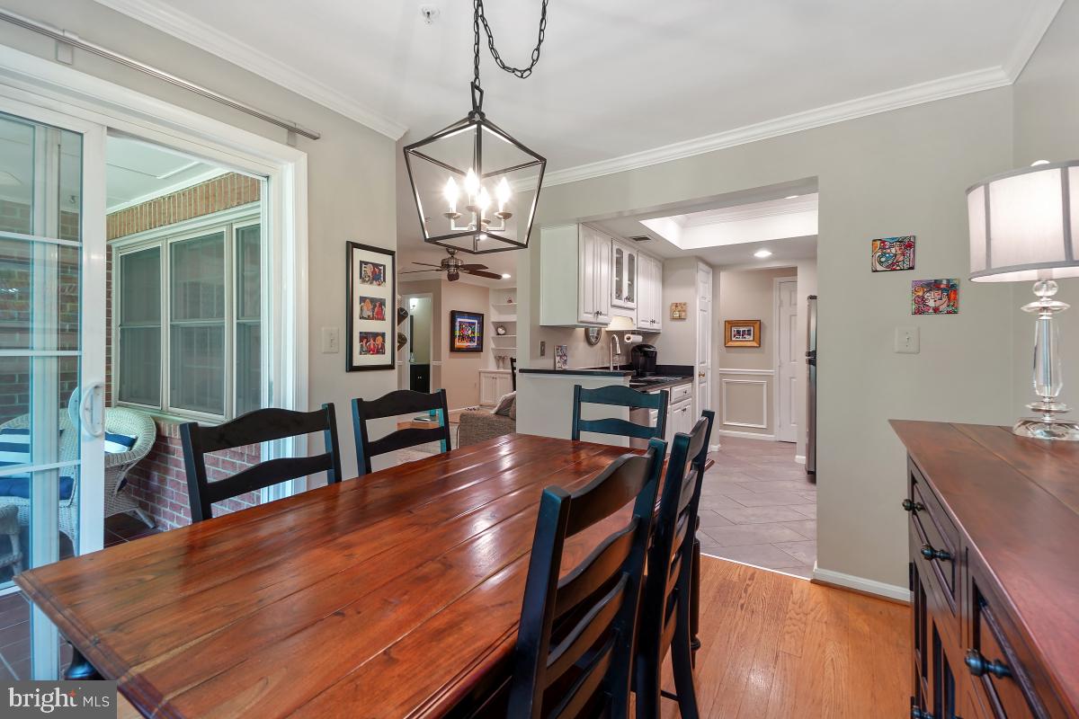 804 Amber Tree Court, Unit 804103 Gaithersburg, MD 20878 - Photo 10 of 30 Dining Room