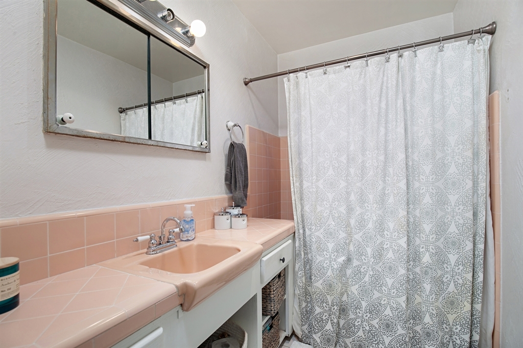 10050 Del Rio Road Spring Valley, CA 91977 - Photo 13 of 25