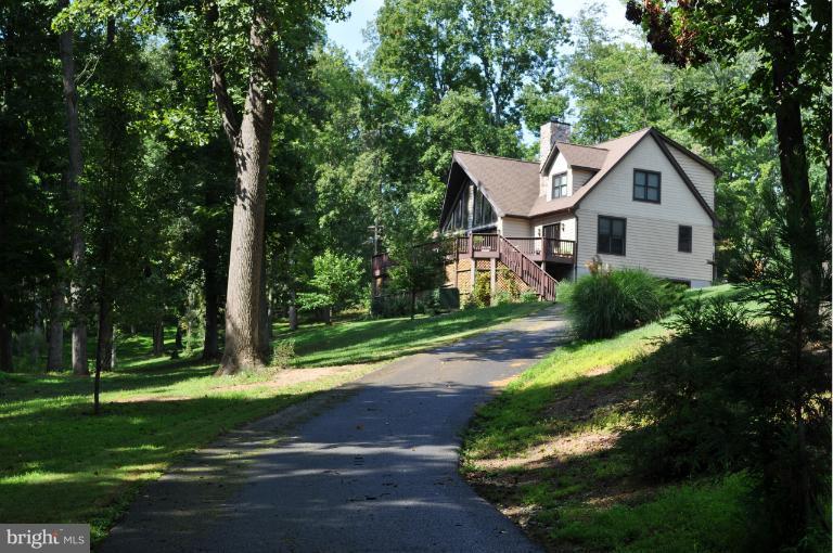 180 Stoney Bottom Road Front Royal, VA 22630 - Photo 1 of 29 Exterior (Front)