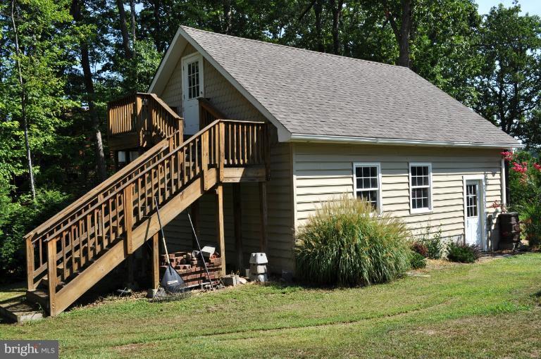 180 Stoney Bottom Road Front Royal, VA 22630 - Photo 23 of 29 Exterior (General)