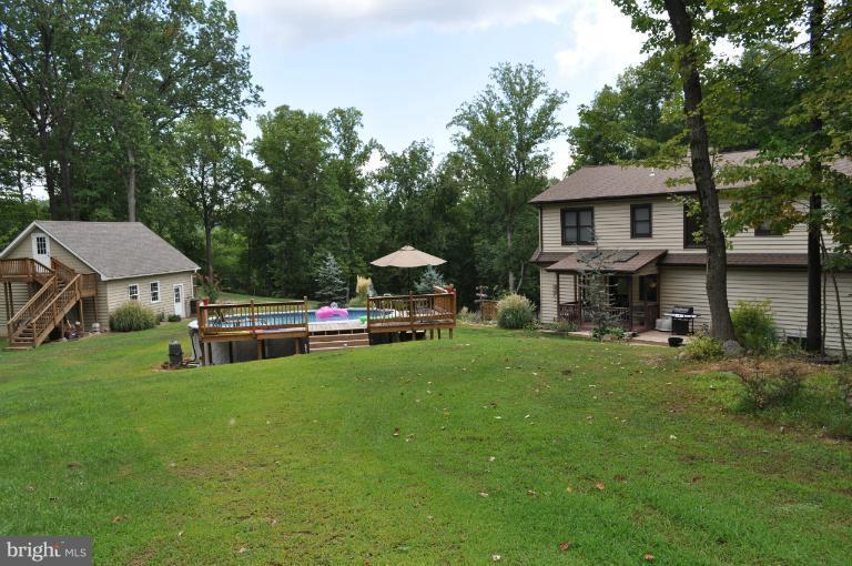 180 Stoney Bottom Road Front Royal, VA 22630 - Photo 24 of 29 Exterior (Rear)